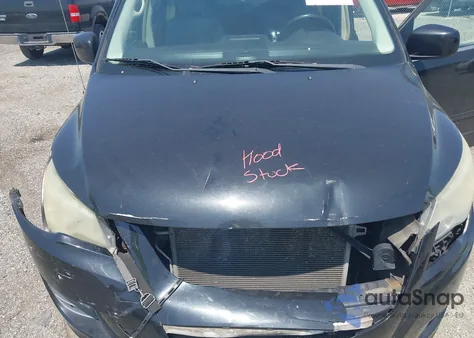 2010 Volkswagen Routan Se z USA, uszkodzony, nr VIN 2V4RW3D12AR348485